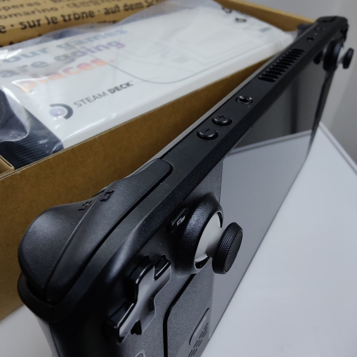 Valve Steam Deck (64 GB) Produit Neuf