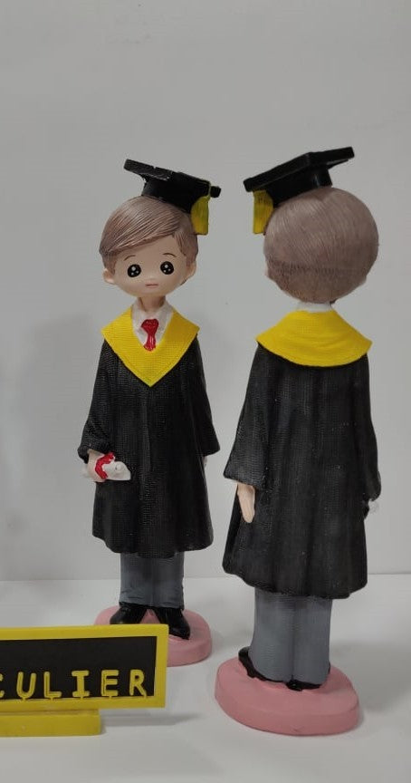 Figurine Bachelier