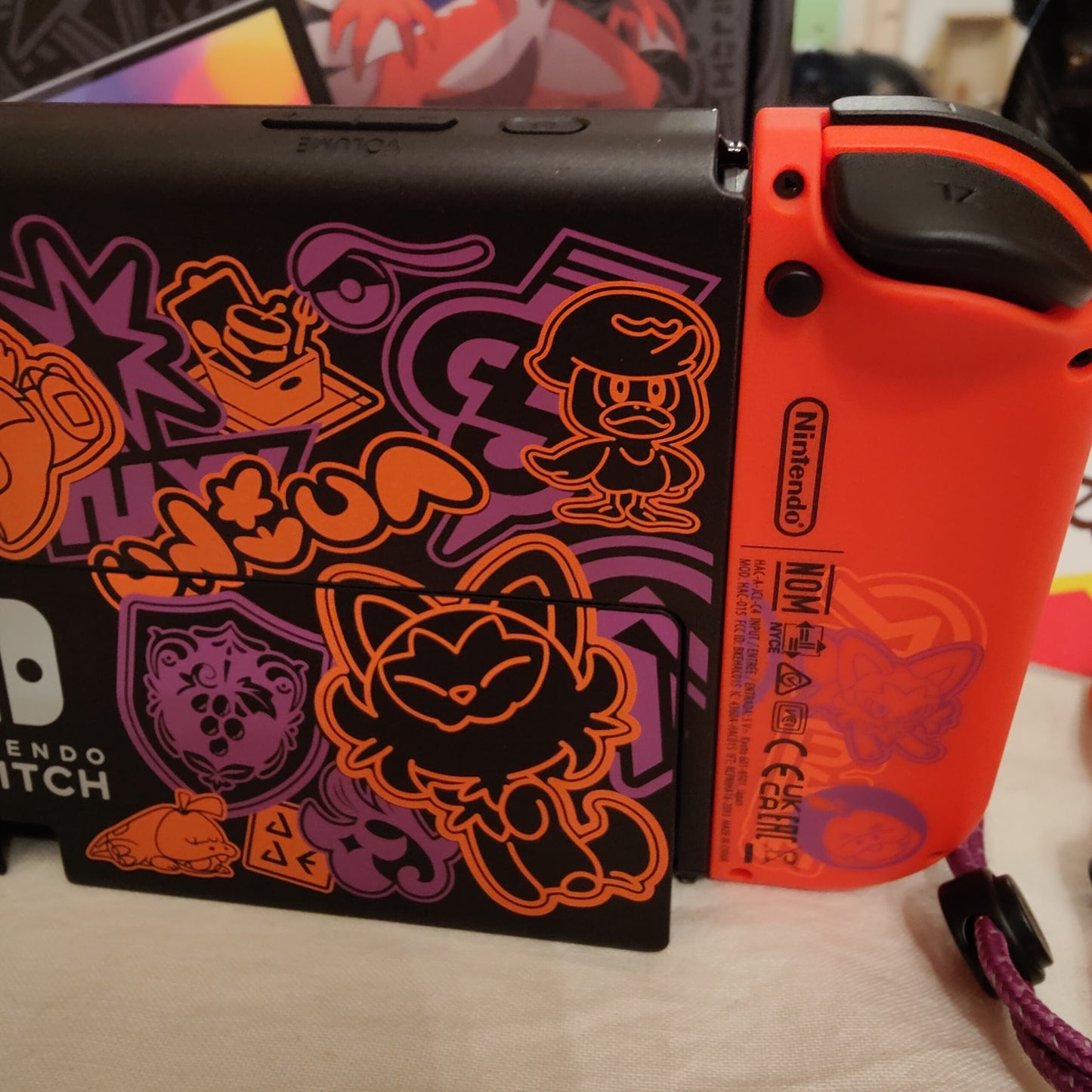 Nintendo Switch OLED | Edition Limité | Pokémon Scarlet & Violet -Parfaite Etat-