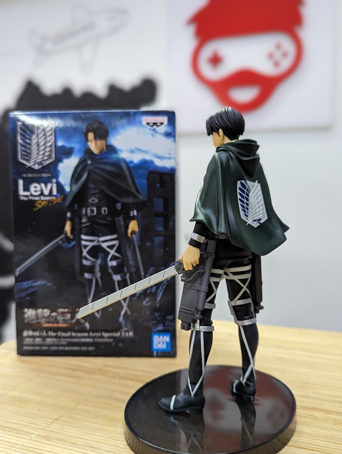 Figurine Attack on titan - Levi - 16 Cm