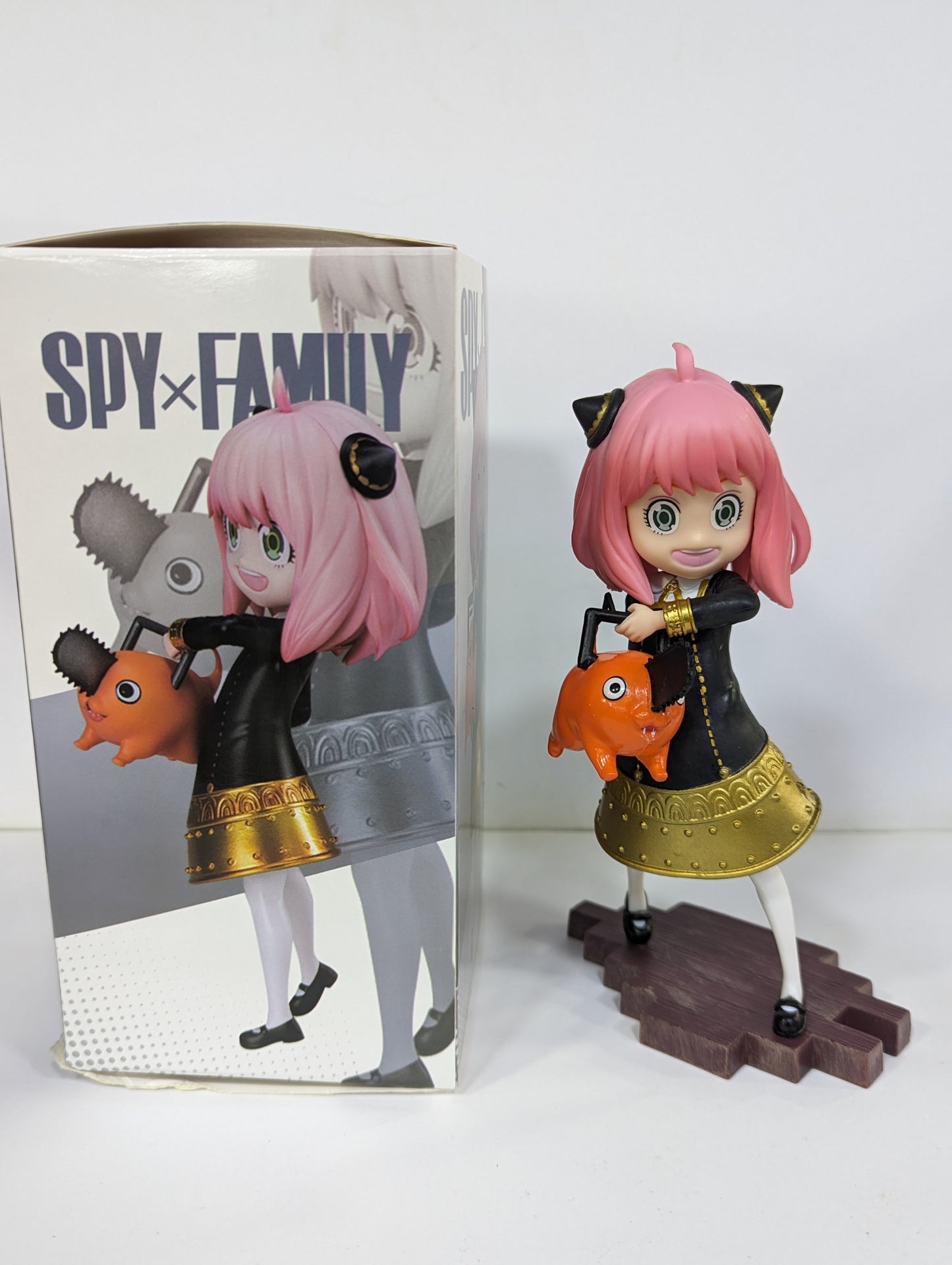 Figurine Anya Forger & Pochita 17 cm (Spy Family X Chainsaw Man)