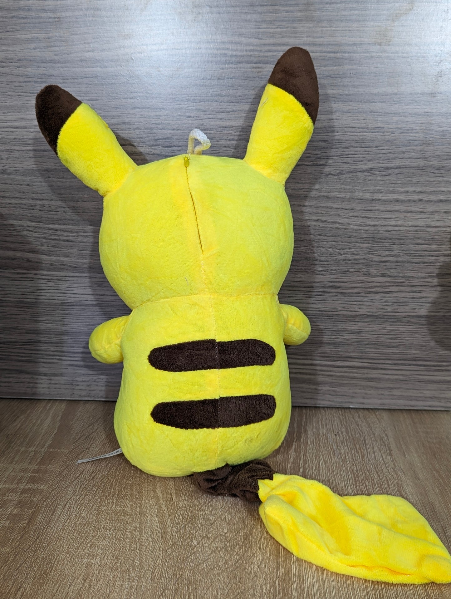 Peluche Pikachu 30 cm