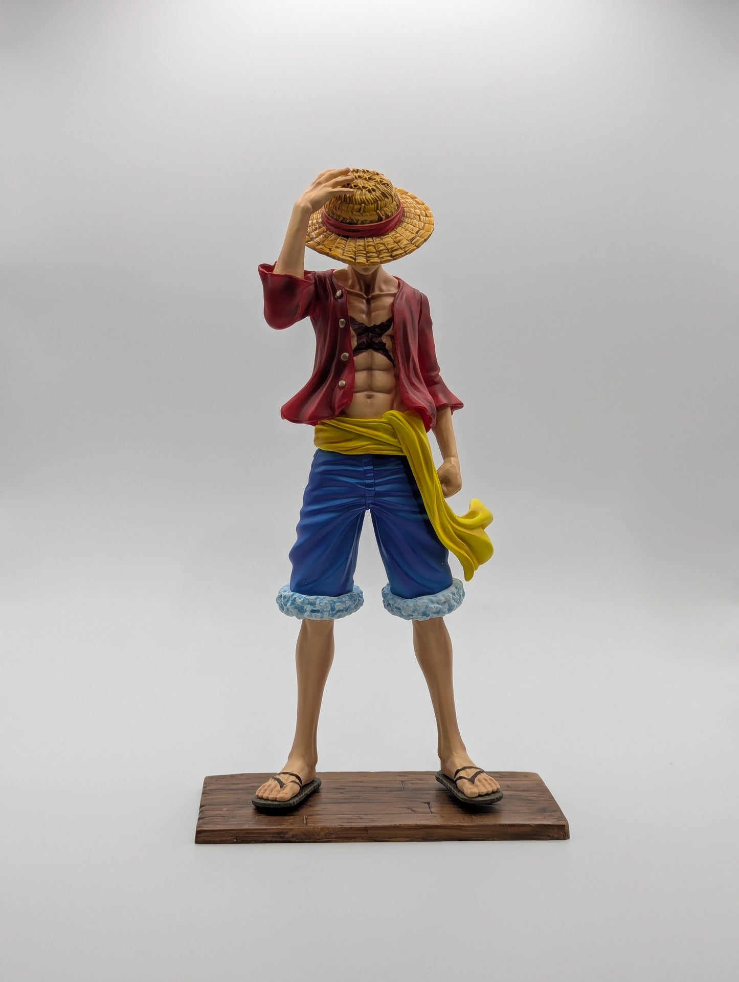 Figurine Luffy Undercover 23 cm