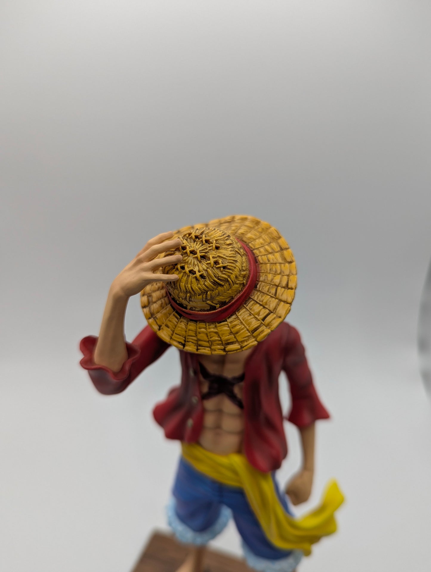 Figurine Luffy Undercover 23 cm