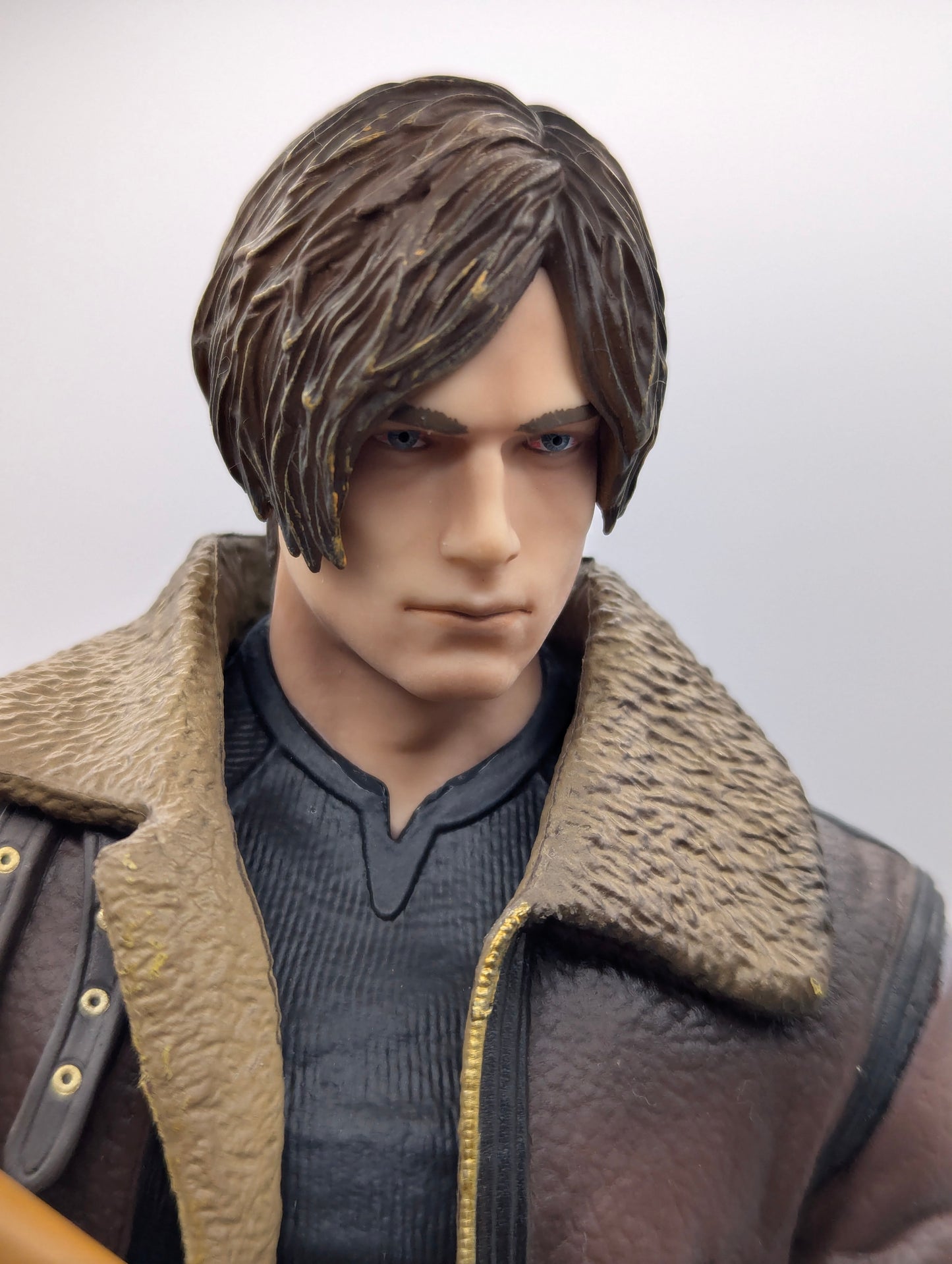 Figurine Leon S Kennedy -Resident Evil 4- 29cm