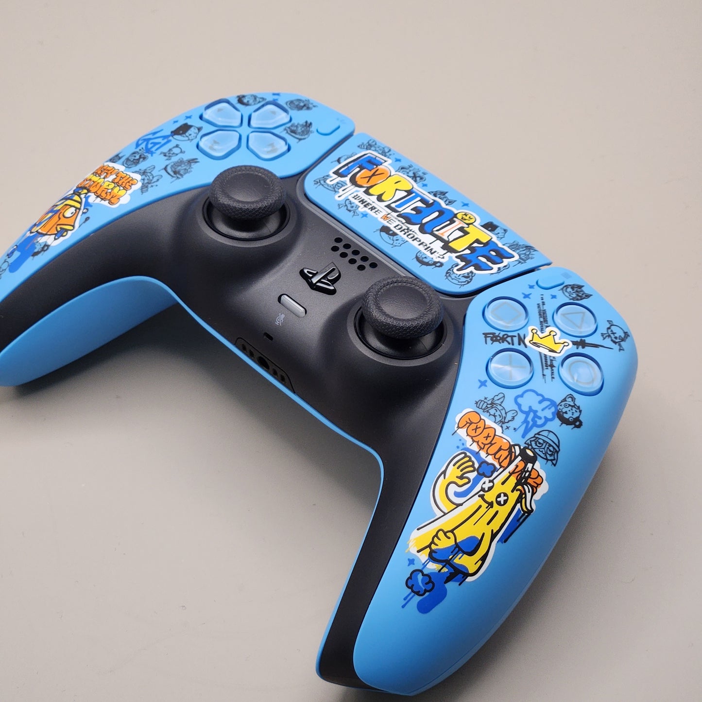 Manette Dualsense PlayStation 5 limite d'édition fortnite