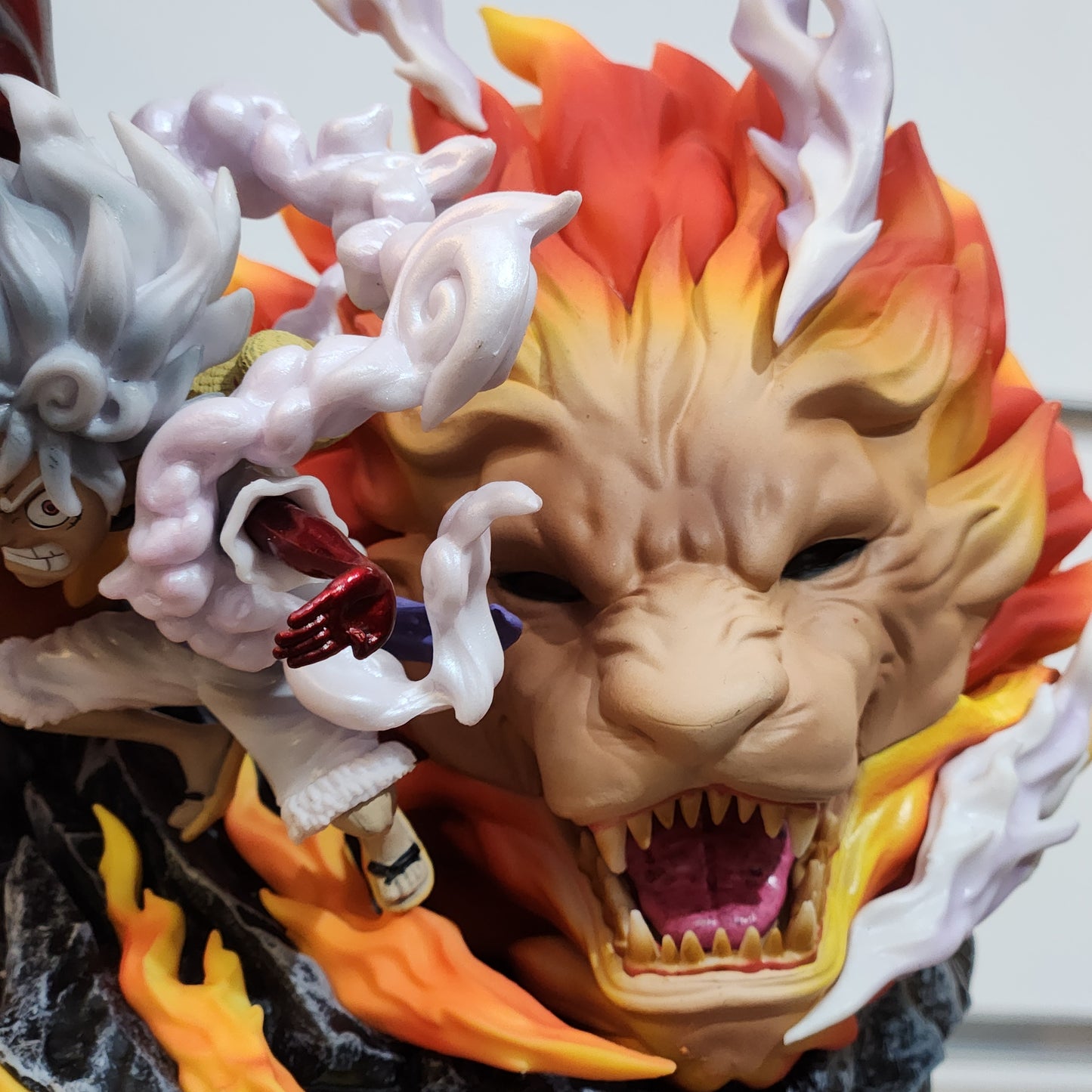 Figurine One Piece - Luffy Lion - Gear 5  (15 cm)