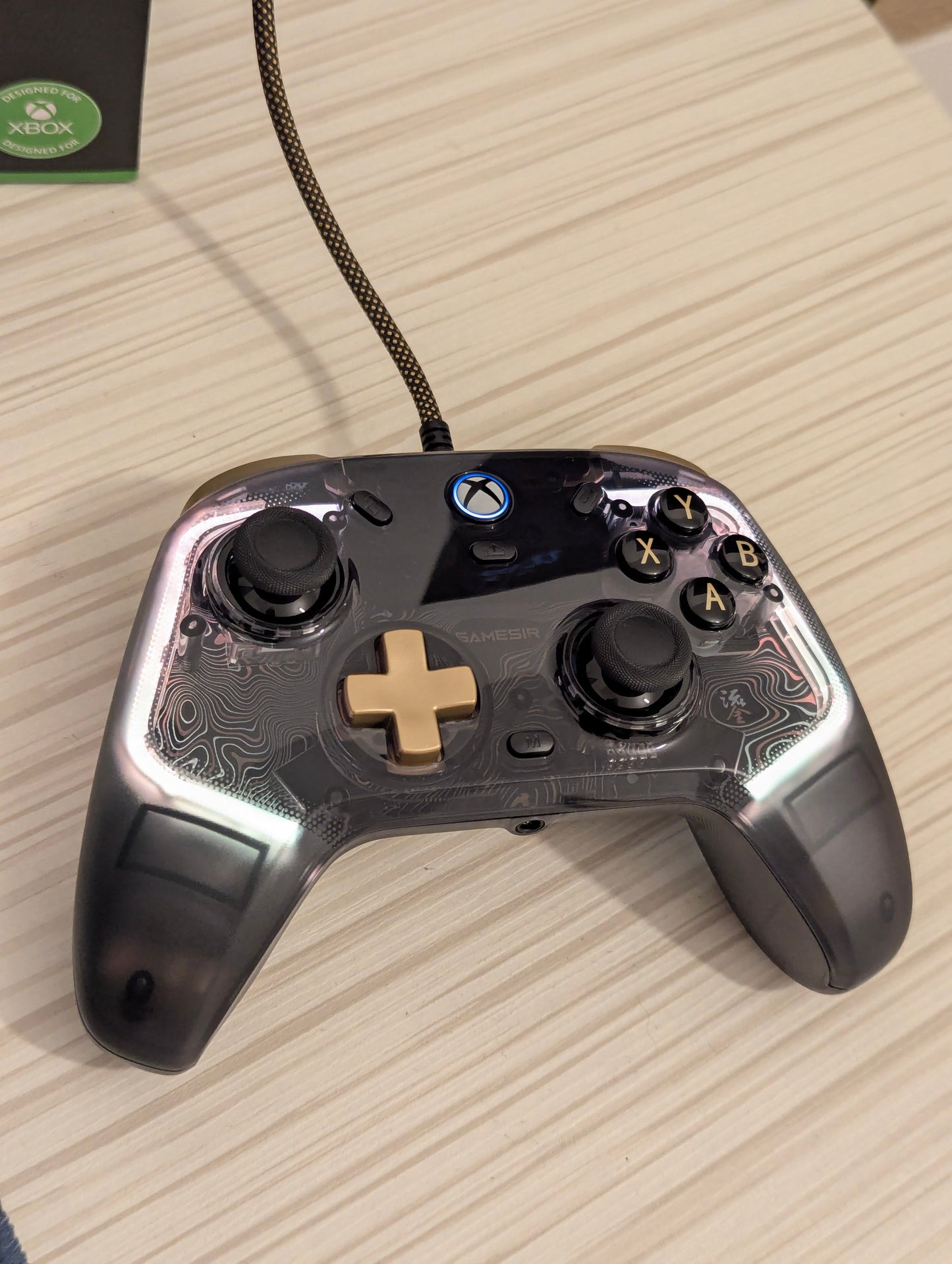 وحدة تحكم سلكية Gamesir Kaleid Flux (Xbox و PC)