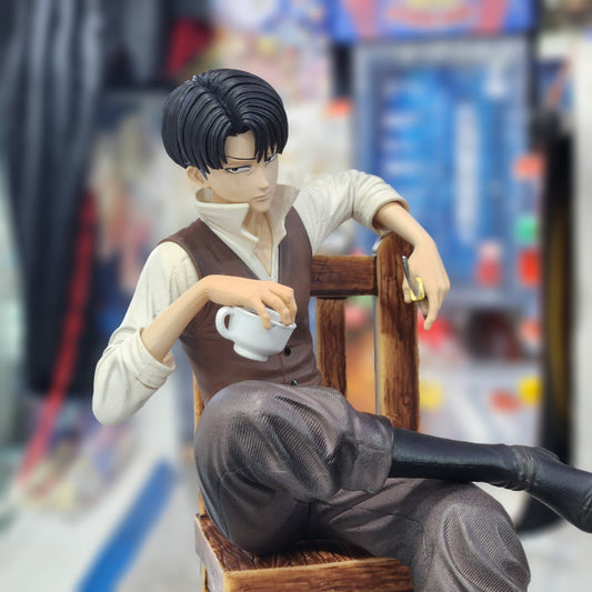 Figurine Levi 21 cm - Attack On Titan