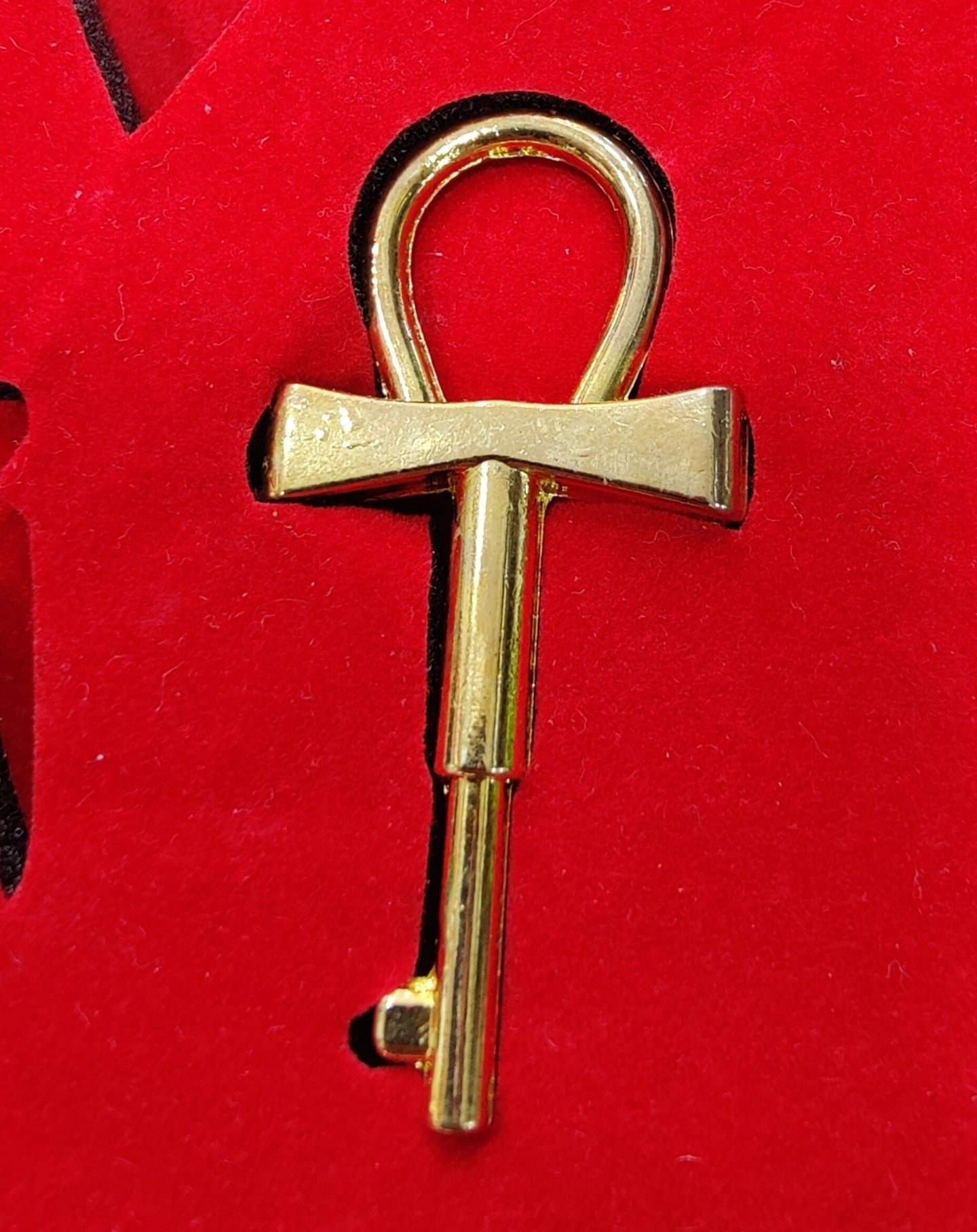 Pendentif Clé Du Millenium Yu-Gi-Oh! ( 5 cm )