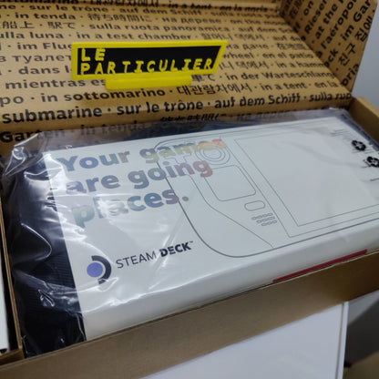 Valve Steam Deck 64 Gb  + 400 micro SD Etat Neuf
