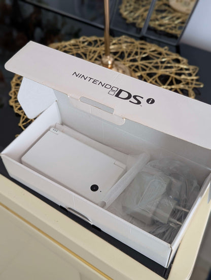 Nintendo DSi Blanche Flashée + Jeux (Neuf)