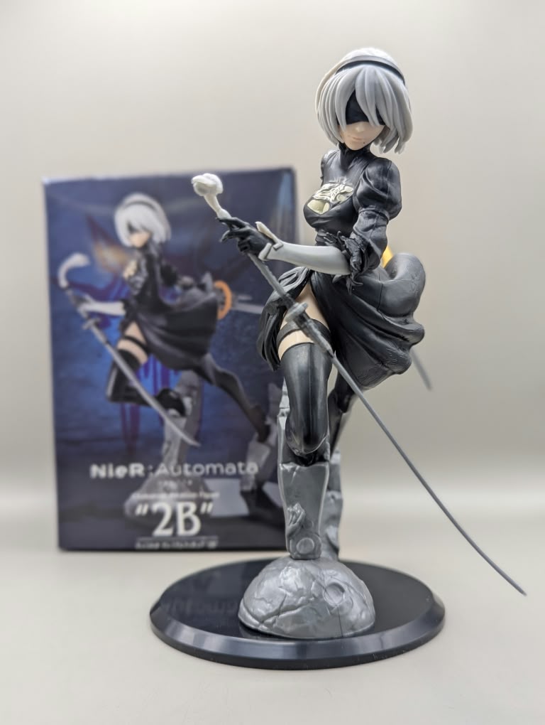 Figurine NieR Automata Android 2B (17 cm)