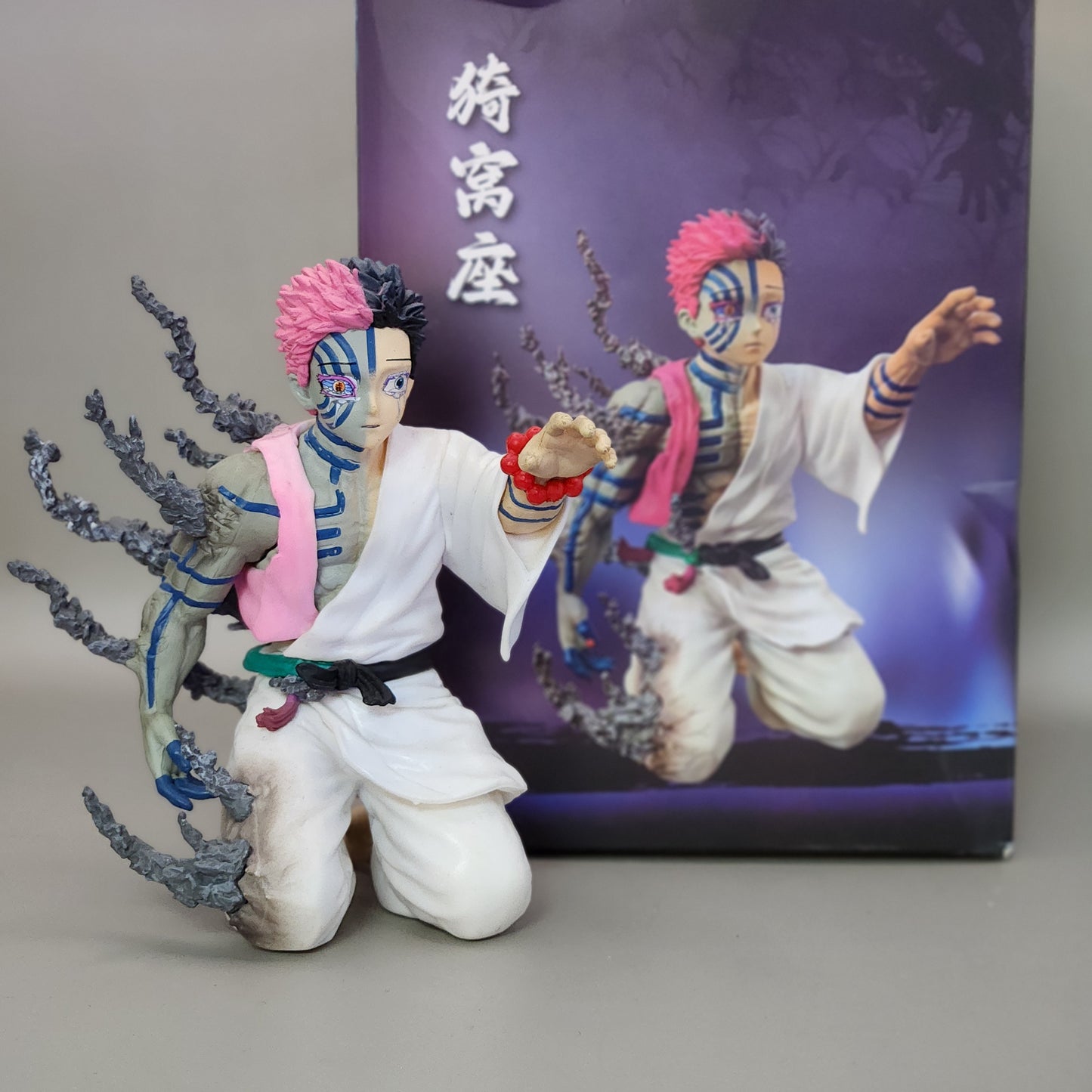 Figurine Akaza Demon slayer 13cm