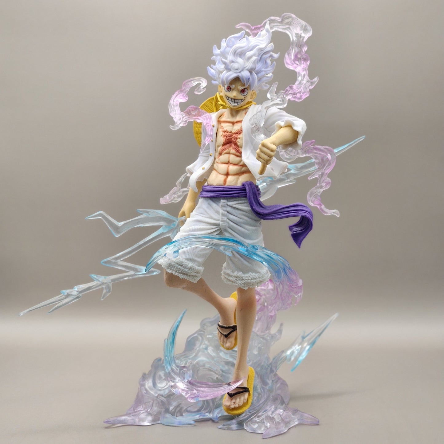 Figurine Luffy Gear 5 (Eclaire) 24 cm