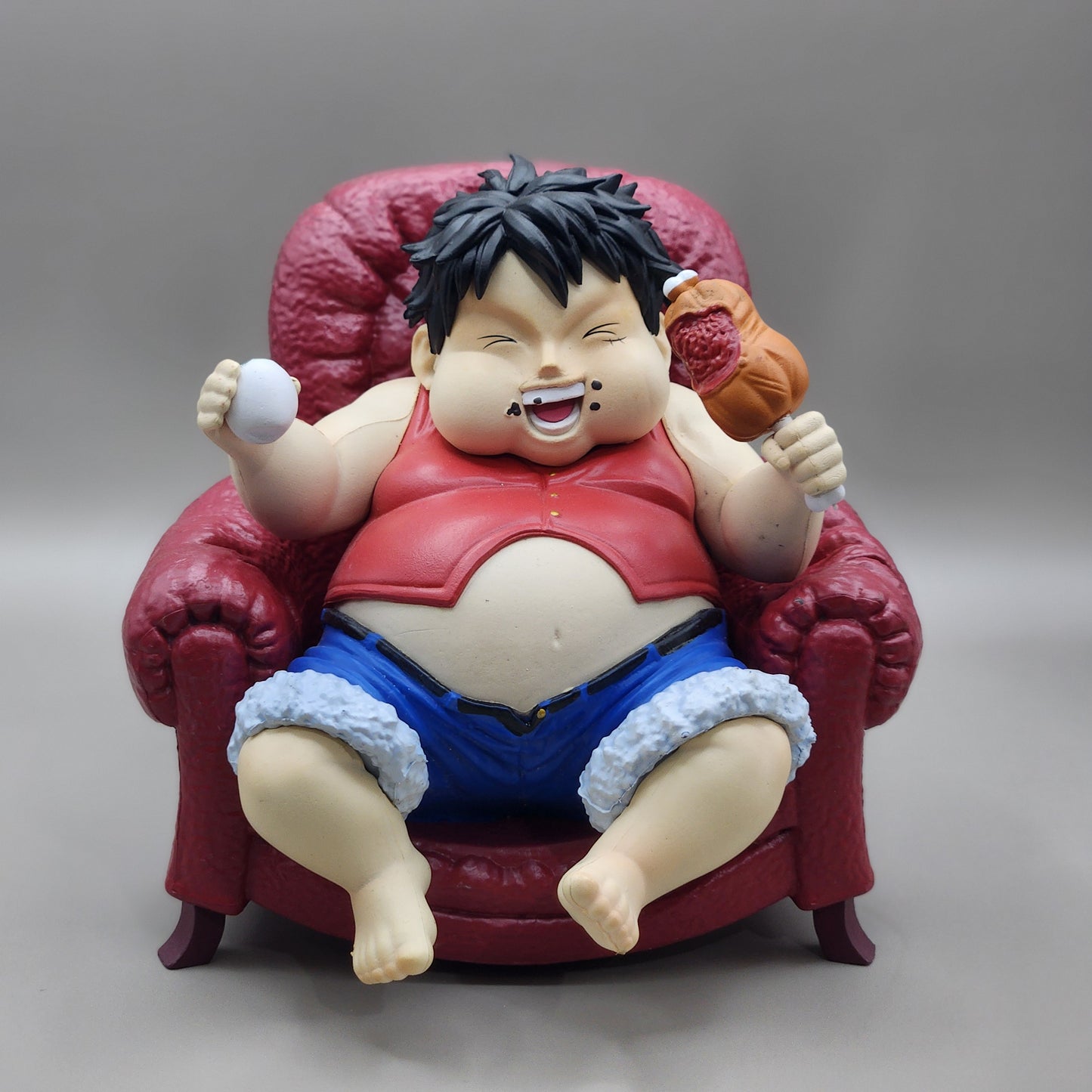 Figurine One Piece Luffy FAT Fauteuille | 18 cm