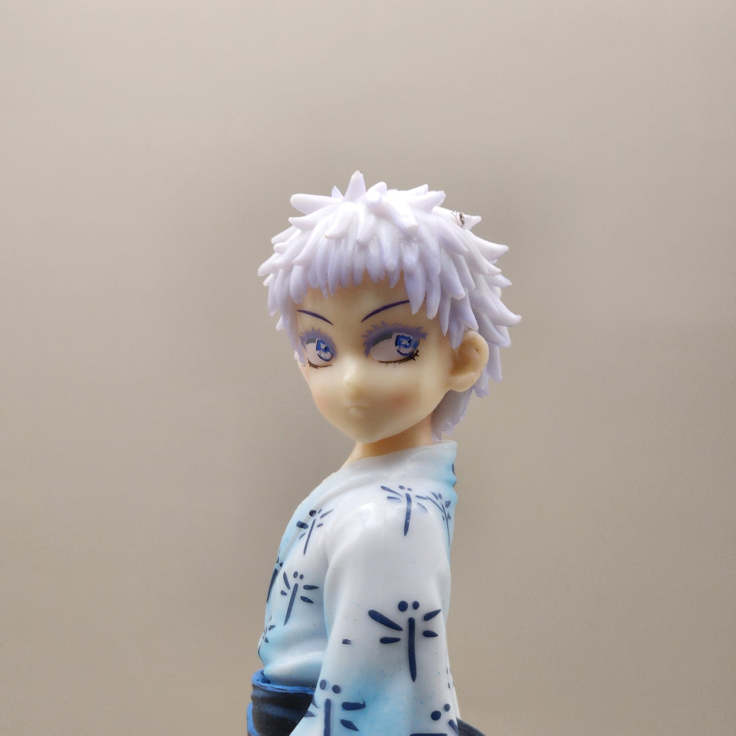 Figurine Gojo Enfant | Jujutsu Kaisen  | 17.5 cm
