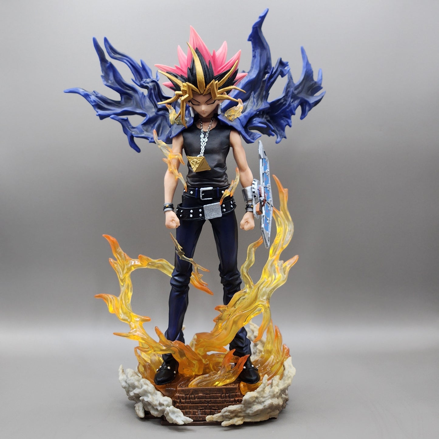 Figurine Yu Gi Oh Yami Yugi flame 27 cm