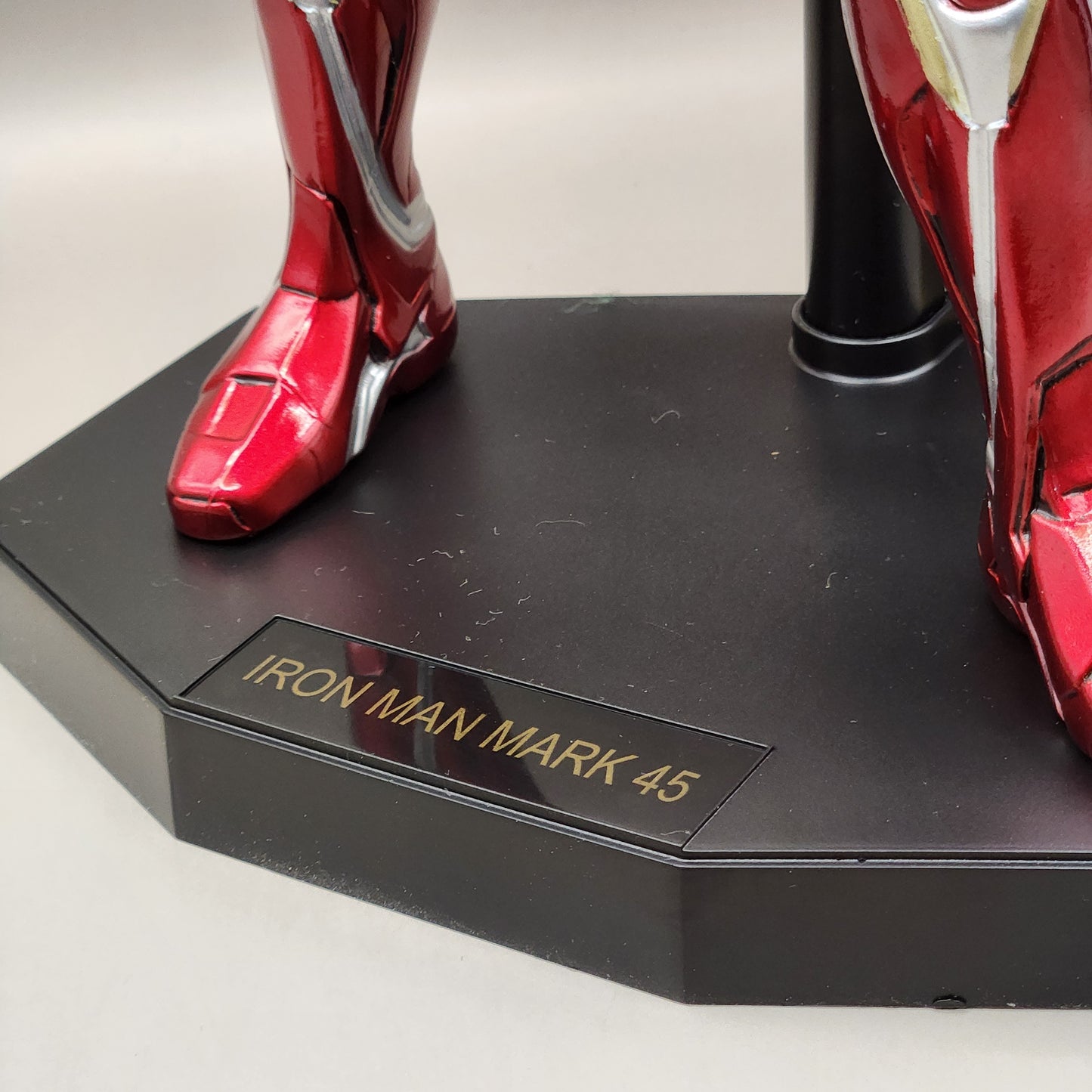 Figurine Iron Man -Mark 45- 32 cm