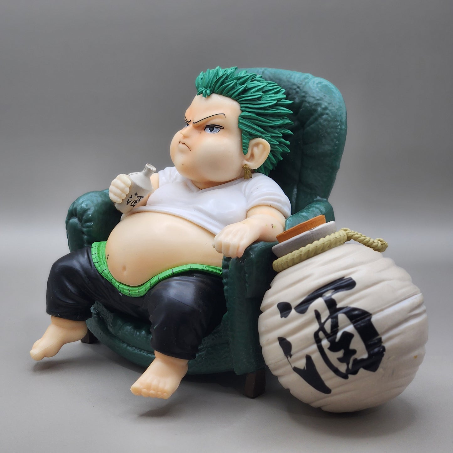 Figurine One Piece Zoro FAT Fauteuille | 18 cm