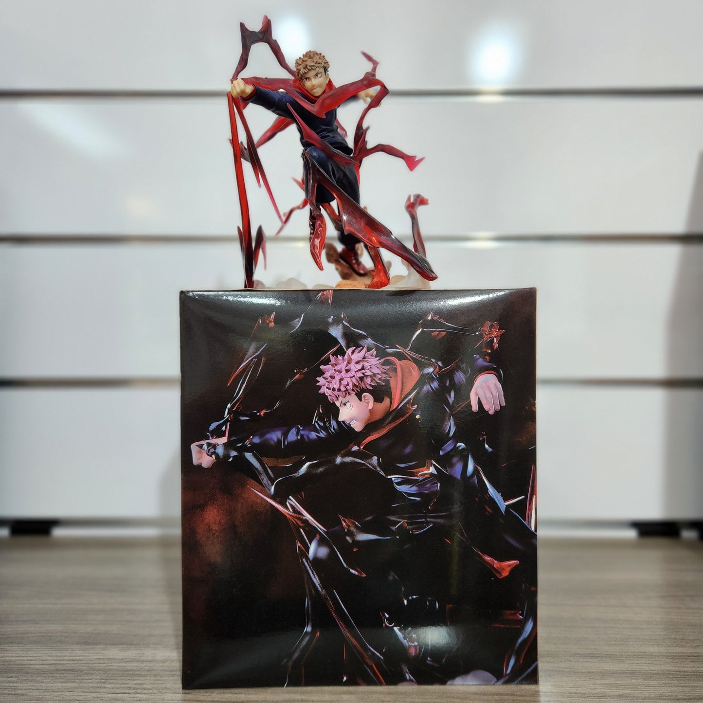 Figurine Jujutsu kaisen Itadori 17cm