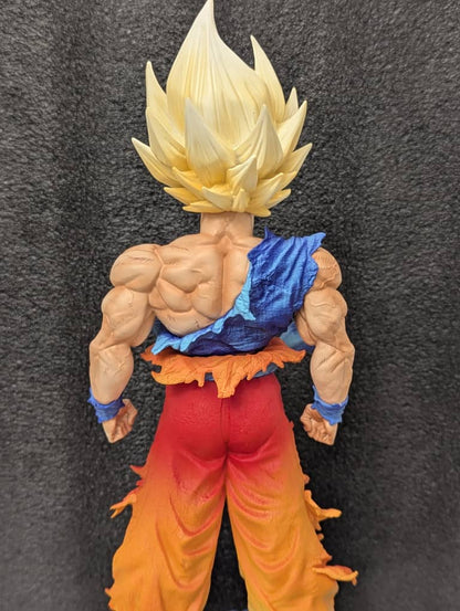 Figurine Goku SSJ + Buste  34 cm
